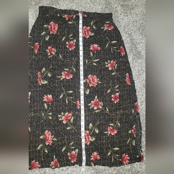 Jaclyn Smith| Floral Double Slit Midi Pencil Skirt - Picture 4 of 5